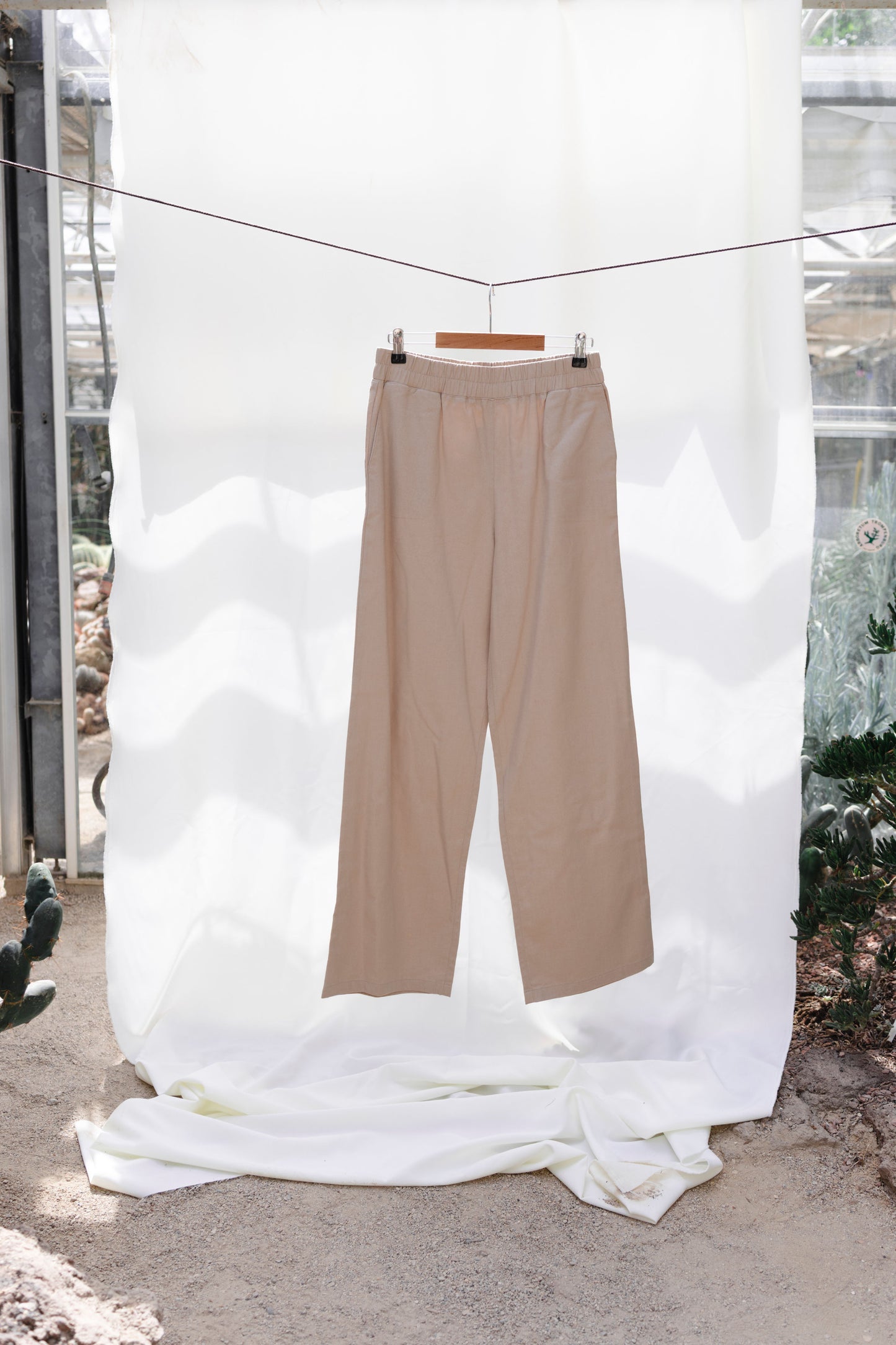 Trouser camel