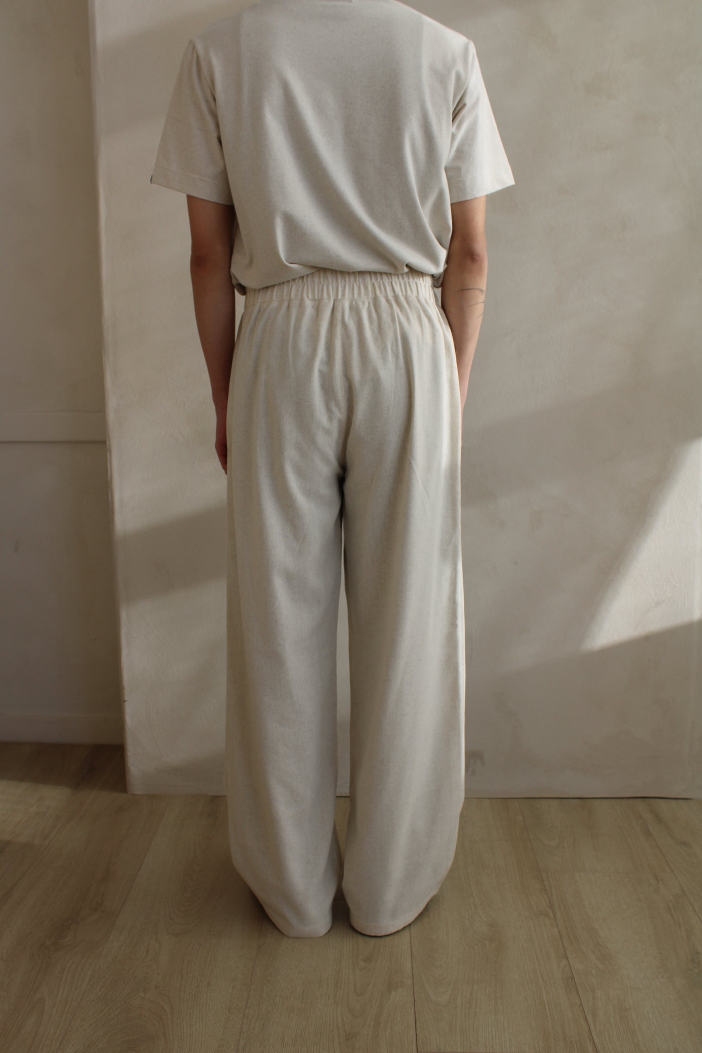 Trousers sand