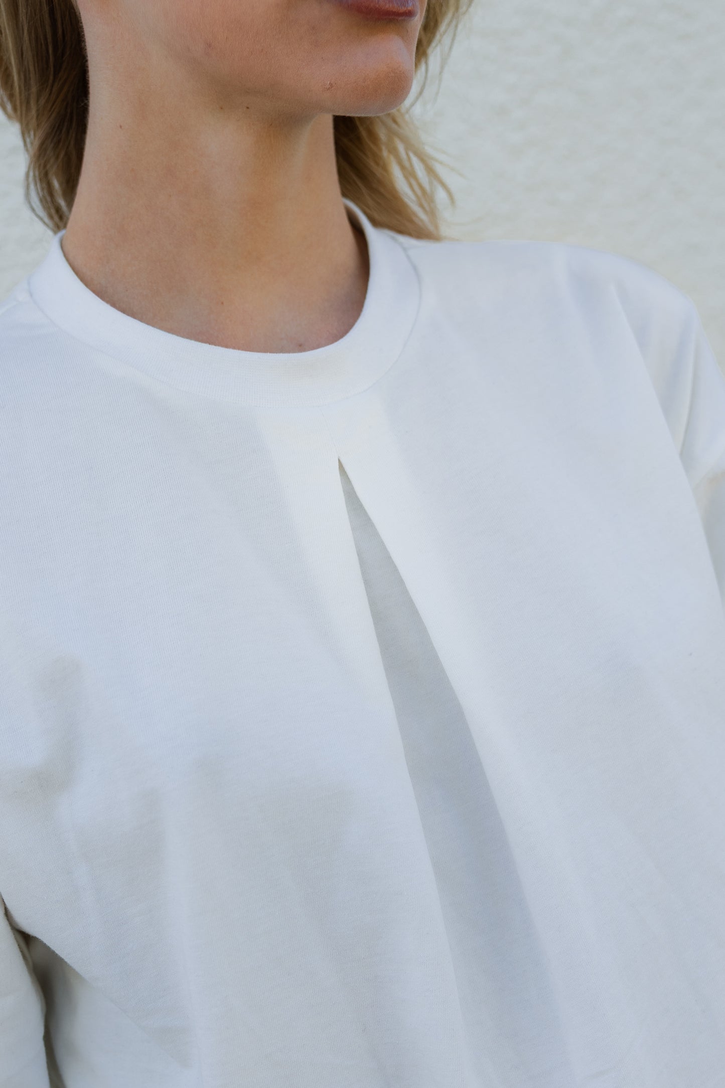 Pleated T-shirt Off white