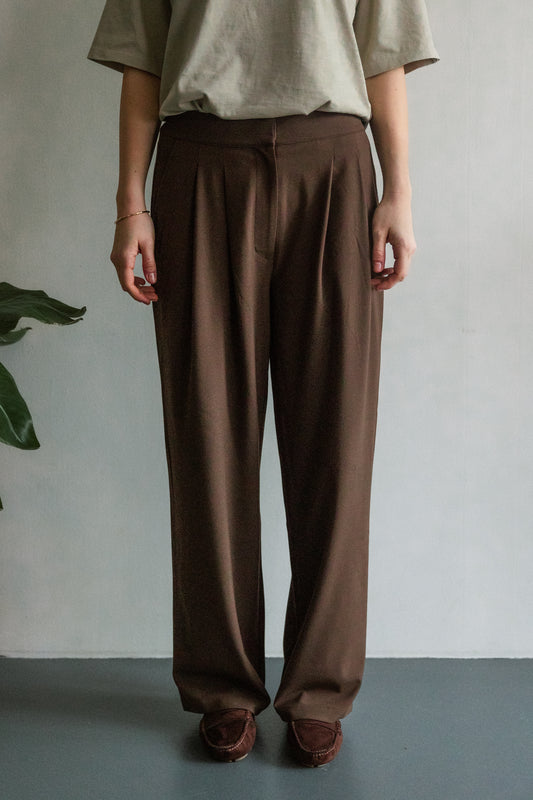 Pleated Trouser Brown